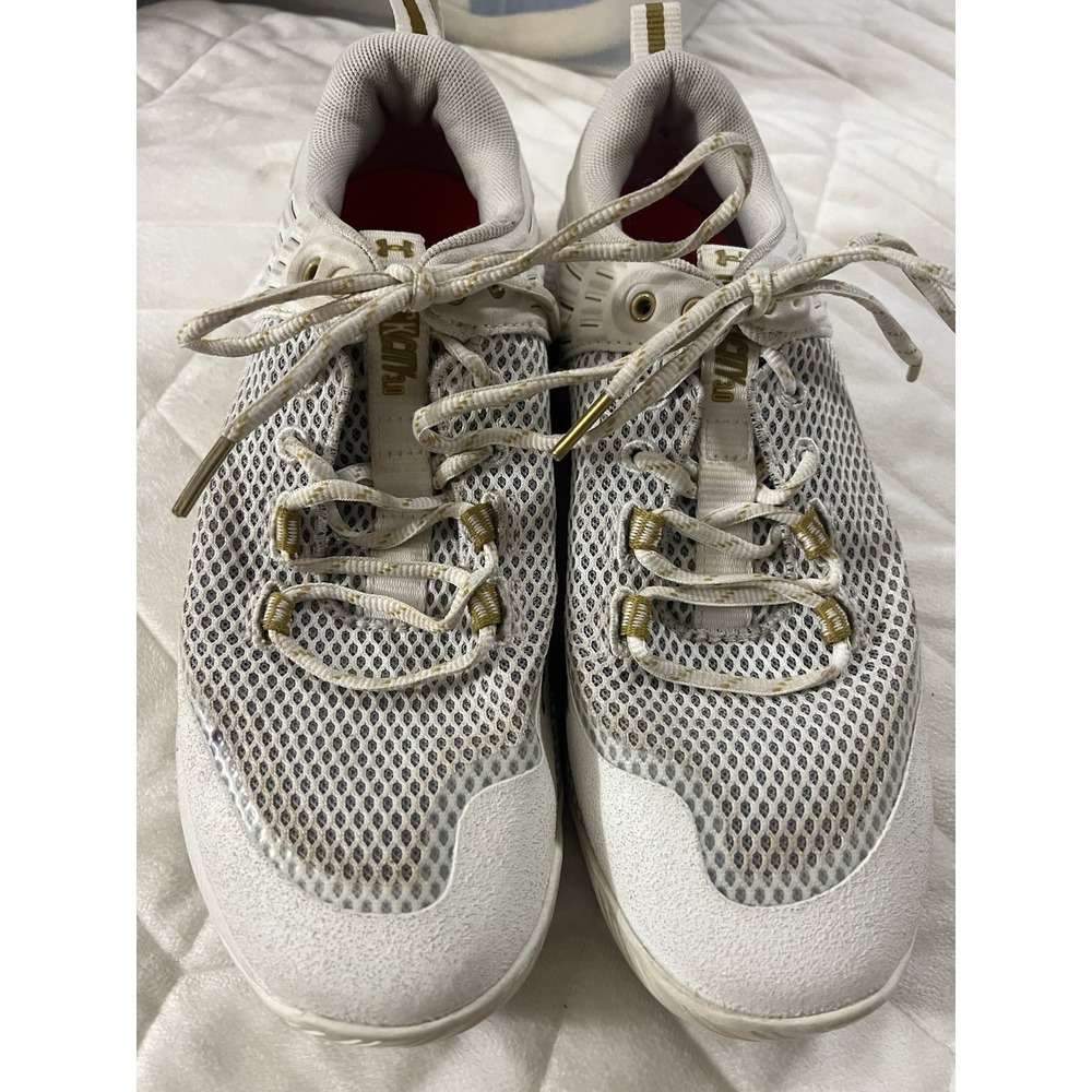 Under Armour volleyball shoes HOVR Block City‎ White Gold Trim Size 9